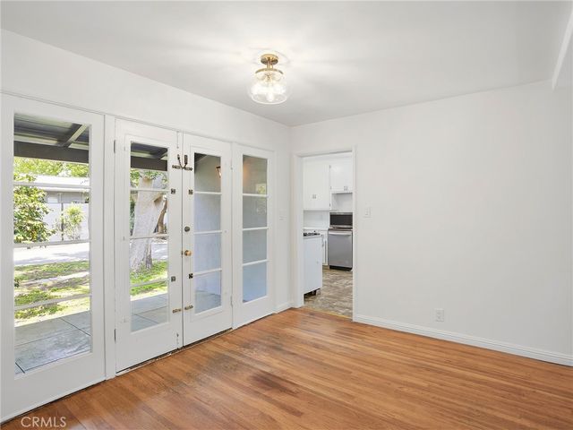 1727 N Hill Avenue, Pasadena, CA 91104