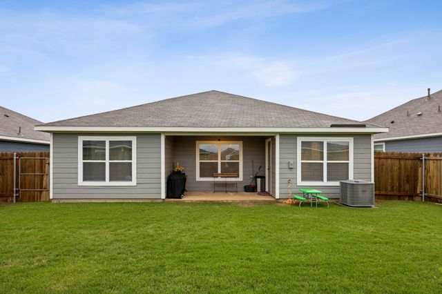 1417 Sunkiss Drive, Fort Worth, TX 76140