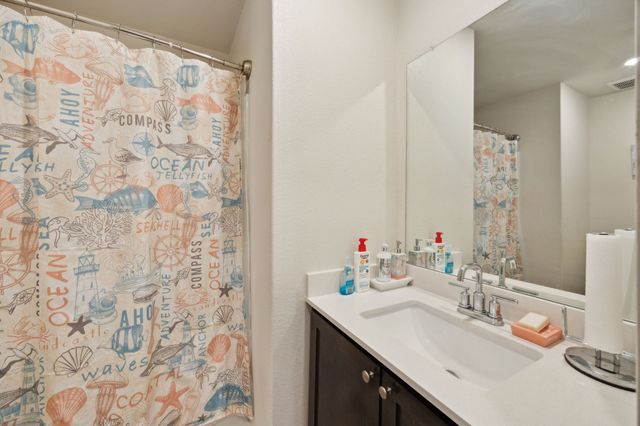 1417 Sunkiss Drive, Fort Worth, TX 76140