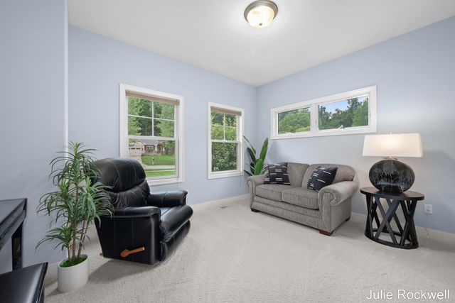 4730 Sundial Drive Ne, Plainfield Twp, MI 49525