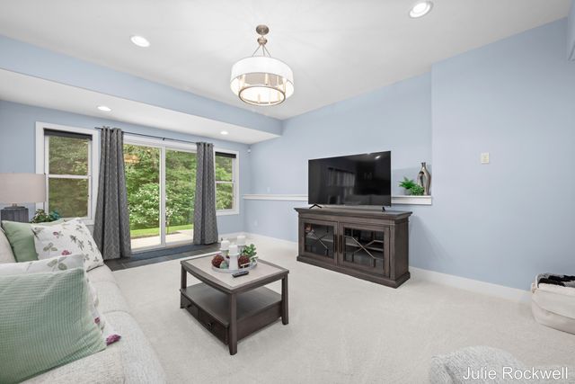 4730 Sundial Drive Ne, Plainfield Twp, MI 49525