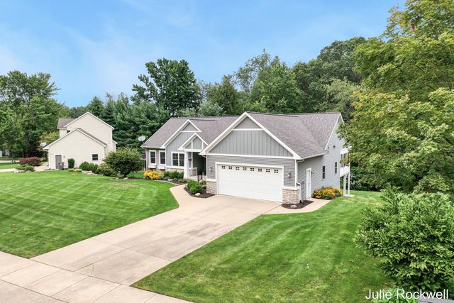 4730 Sundial Drive Ne, Plainfield Twp, MI 49525