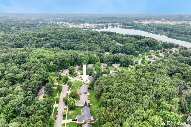 4730 Sundial Drive Ne, Plainfield Twp, MI 49525