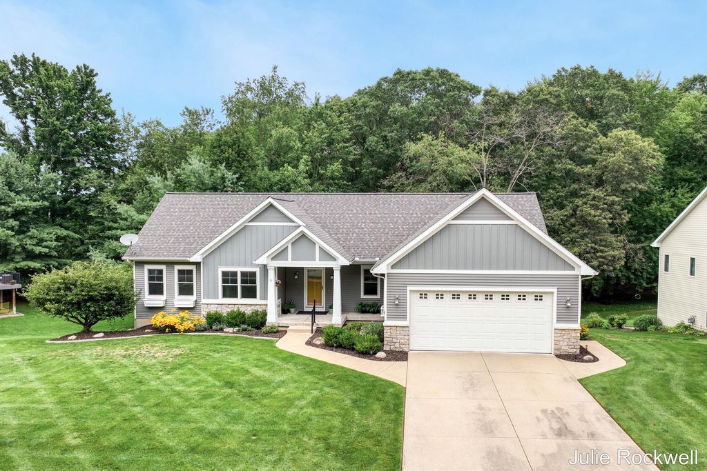 4730 Sundial Drive Ne, Plainfield Twp, MI 49525