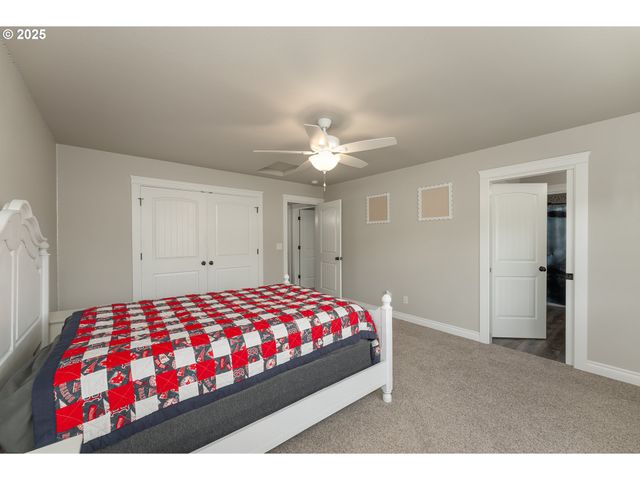 1062 SOUTHRIDGE Way, Roseburg, OR 97470