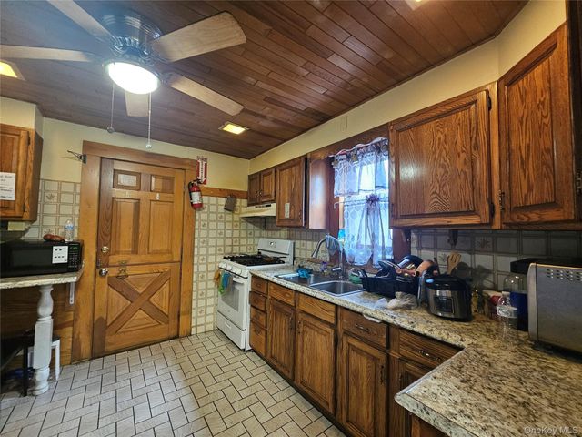 23 Harrison Street, Middletown, NY 10940