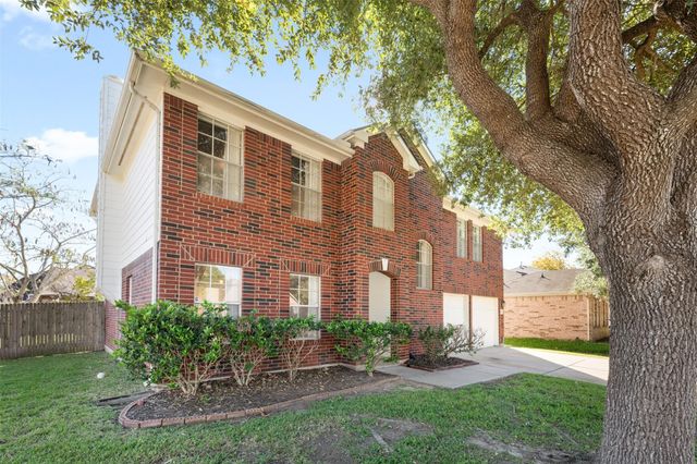 17103 Canterbury Green Court, Sugar Land, TX 77498