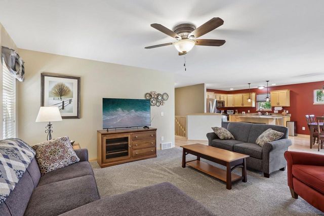 501 Pine Lawn Parkway, Verona, WI 53593