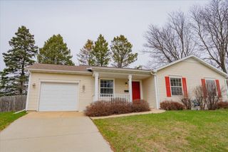 968 Pine Street, Sun Prairie, WI 53590