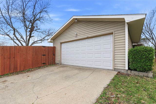 2016 Custer Parkway, Richardson, TX 75080