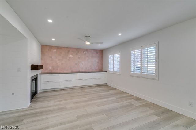 9900 Long Cattle Avenue, Las Vegas, NV 89117