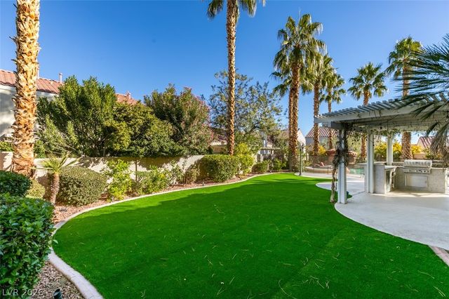 9900 Long Cattle Avenue, Las Vegas, NV 89117