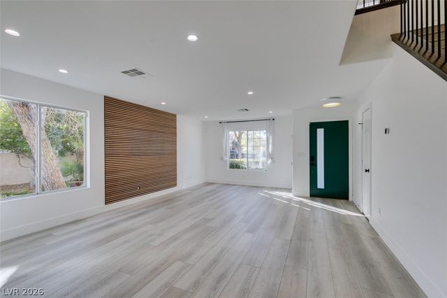 9900 Long Cattle Avenue, Las Vegas, NV 89117