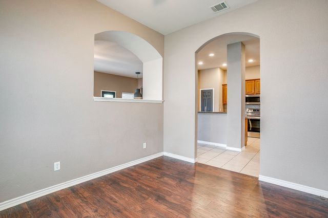 732 Evergreen Court, Burleson, TX 76028