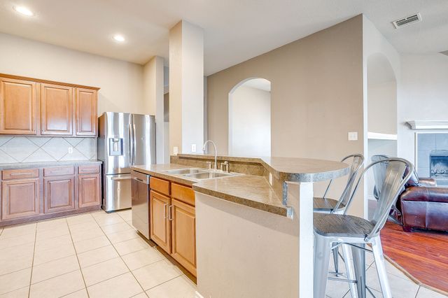 732 Evergreen Court, Burleson, TX 76028