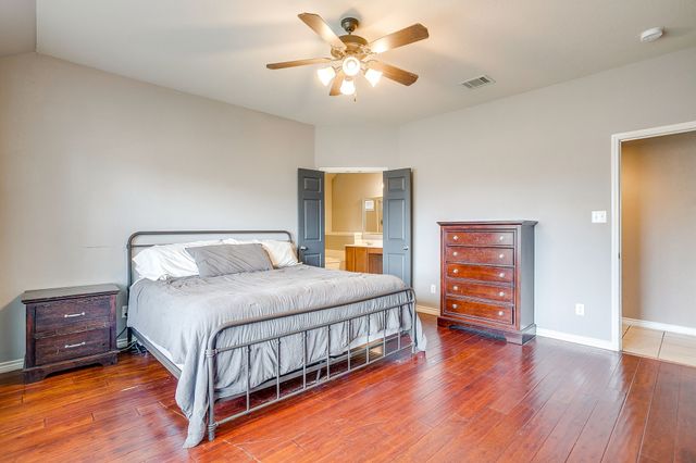 732 Evergreen Court, Burleson, TX 76028