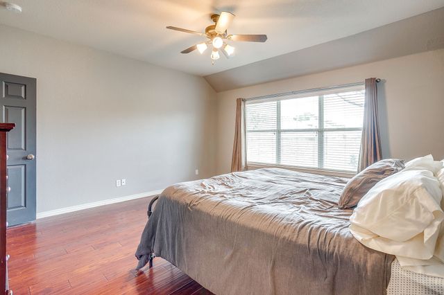732 Evergreen Court, Burleson, TX 76028
