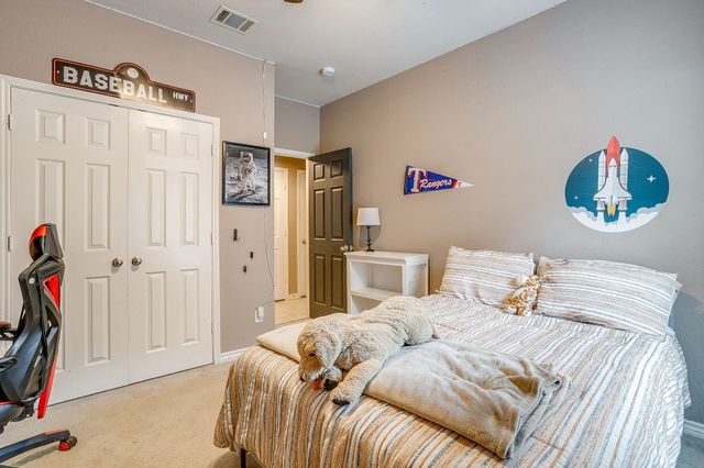 732 Evergreen Court, Burleson, TX 76028