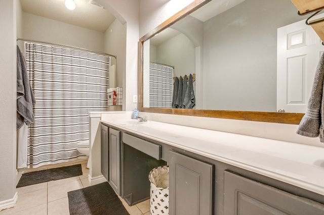 732 Evergreen Court, Burleson, TX 76028