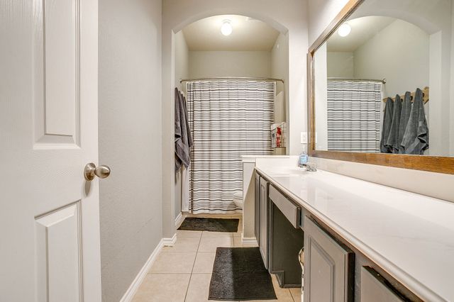 732 Evergreen Court, Burleson, TX 76028