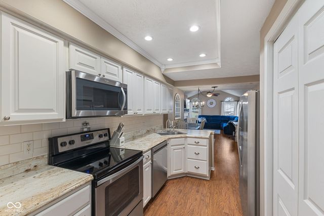 5625 Quail Feather Court, Indianapolis, IN 46237