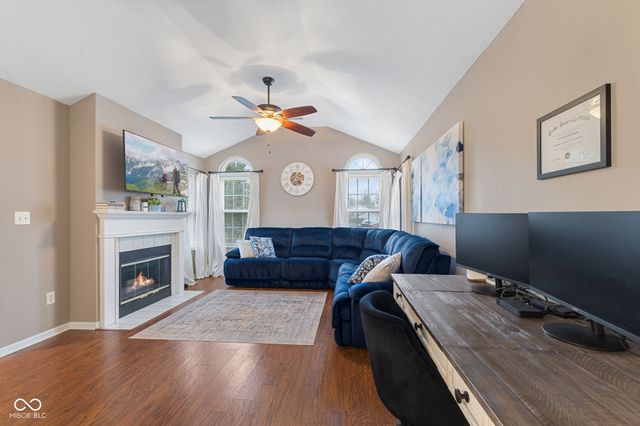 5625 Quail Feather Court, Indianapolis, IN 46237