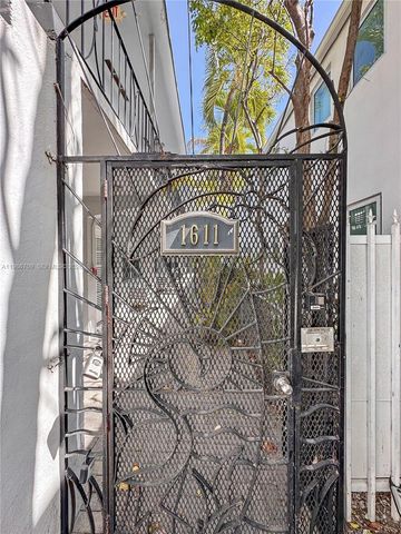 1611 West Ave 9, Miami Beach, FL 33139
