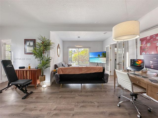 1611 West Ave 9, Miami Beach, FL 33139