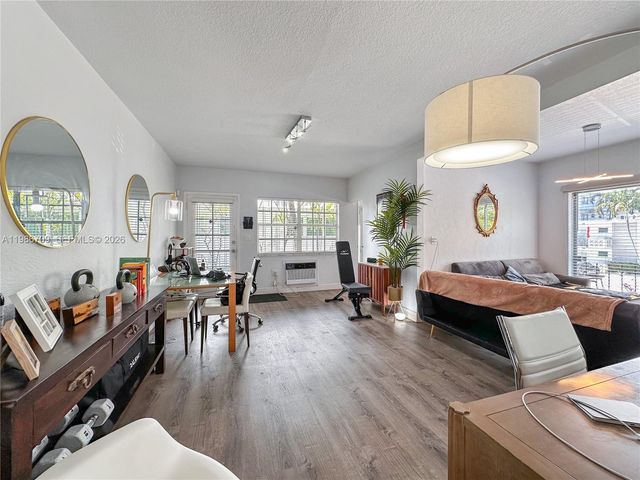 1611 West Ave 9, Miami Beach, FL 33139