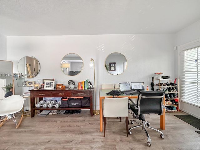 1611 West Ave 9, Miami Beach, FL 33139