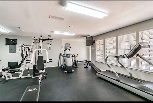 1000 W HORATIO STREET 305, Tampa, FL 33606