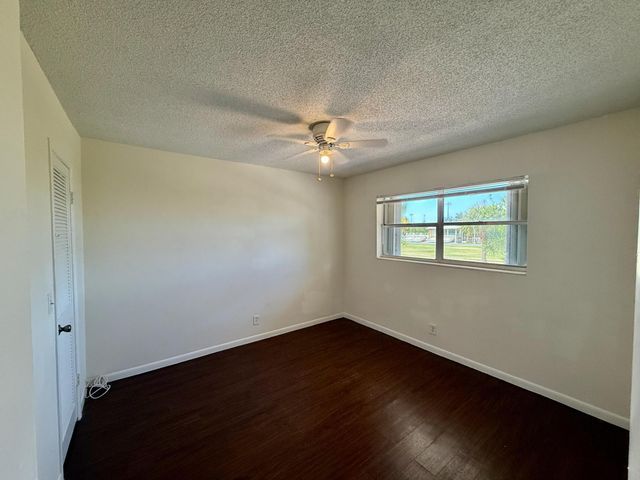 560 SE 2nd Avenue, Deerfield Beach, FL 33441