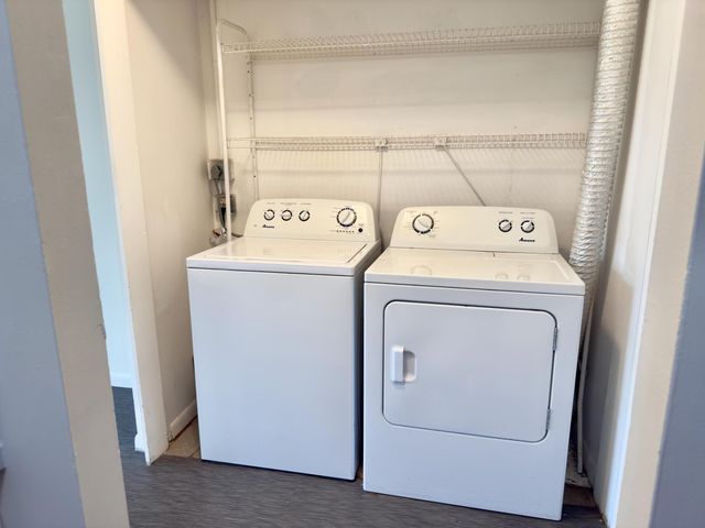 560 SE 2nd Avenue, Deerfield Beach, FL 33441