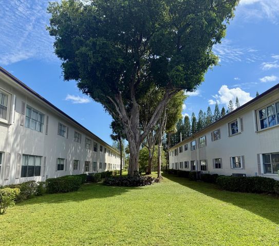 560 SE 2nd Avenue, Deerfield Beach, FL 33441