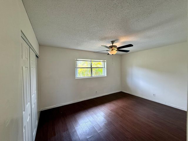 560 SE 2nd Avenue, Deerfield Beach, FL 33441