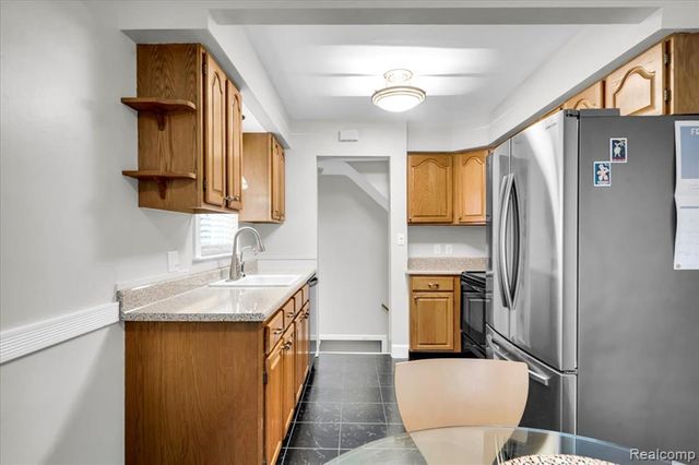 2957 Thomas Avenue, Berkley, MI 48072