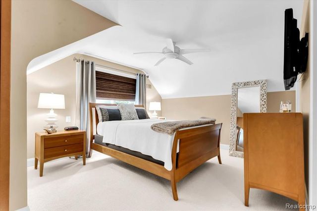 2957 Thomas Avenue, Berkley, MI 48072