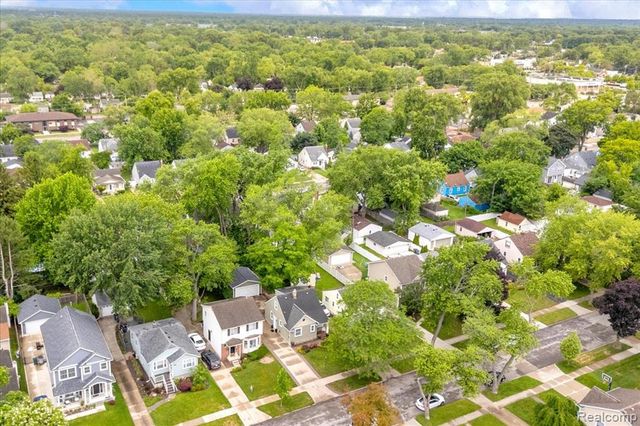 2957 Thomas Avenue, Berkley, MI 48072