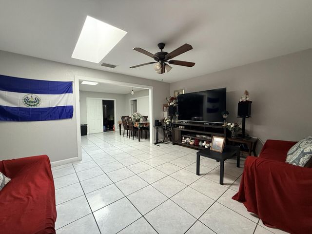 4904 Myrtle Drive, Fort Pierce, FL 34982