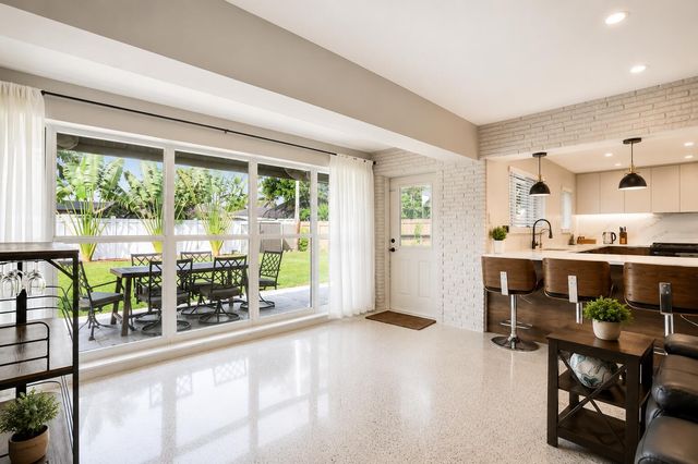 431 SE 5th Avenue, Pompano Beach, FL 33060