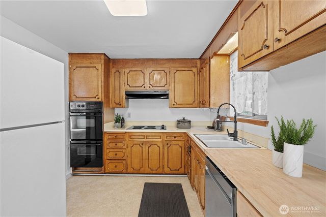 9801 Kenwood Drive SW, Lakewood, WA 98498