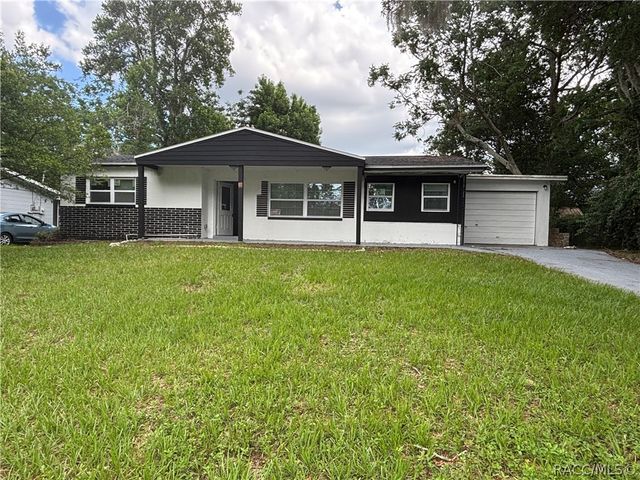 11 S Tyler Street, Beverly Hills, FL 34465