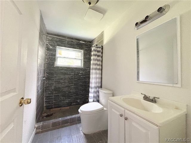11 S Tyler Street, Beverly Hills, FL 34465
