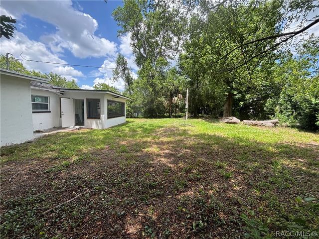 11 S Tyler Street, Beverly Hills, FL 34465