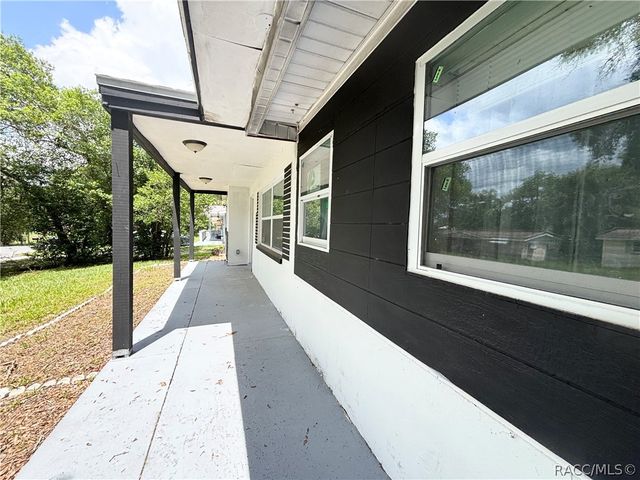 11 S Tyler Street, Beverly Hills, FL 34465