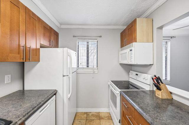 5312 Edmondson Pike Apt 5, Nashville, TN 37211