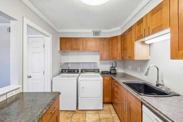 5312 Edmondson Pike Apt 5, Nashville, TN 37211