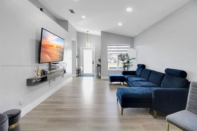 14341 SW 151 CT, Miami, FL 33196