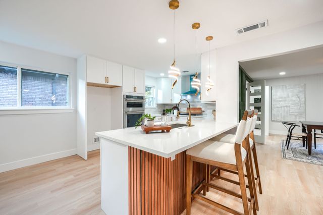 7730 La Sobrina Drive, Dallas, TX 75248