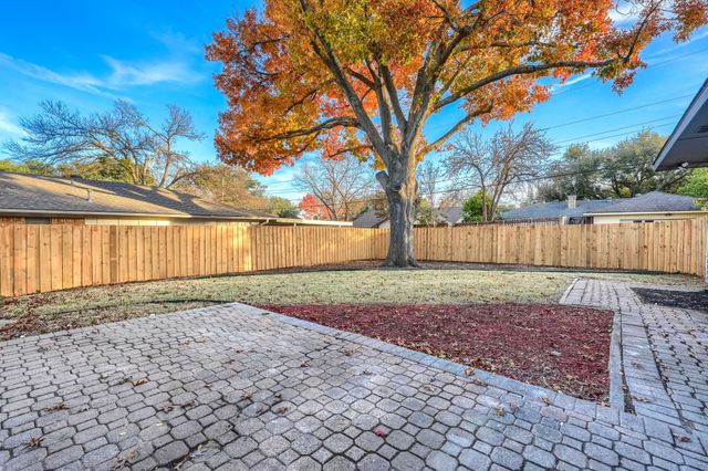 7730 La Sobrina Drive, Dallas, TX 75248